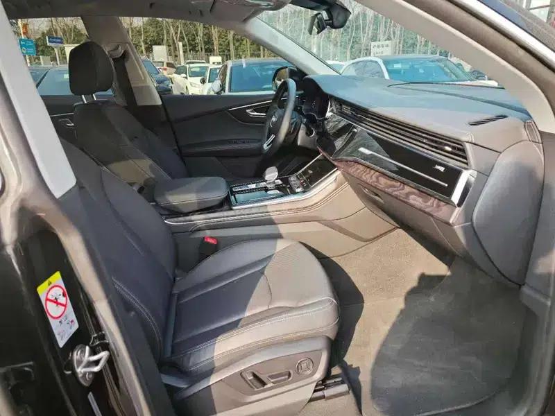 Audi Q8 2024 55 TFSI Luxury Dynamic — миниатюра 17