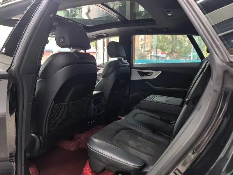 Audi Q8 2019 55 TFSI Dynamic Edition — миниатюра 16