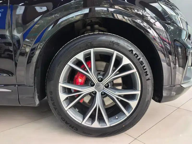 Audi Q8 2019 55 TFSI Dynamic Edition — миниатюра 8