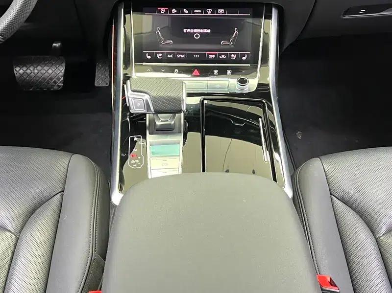 Audi Q8 2022 55 TFSI Luxury Dynamic — миниатюра 13