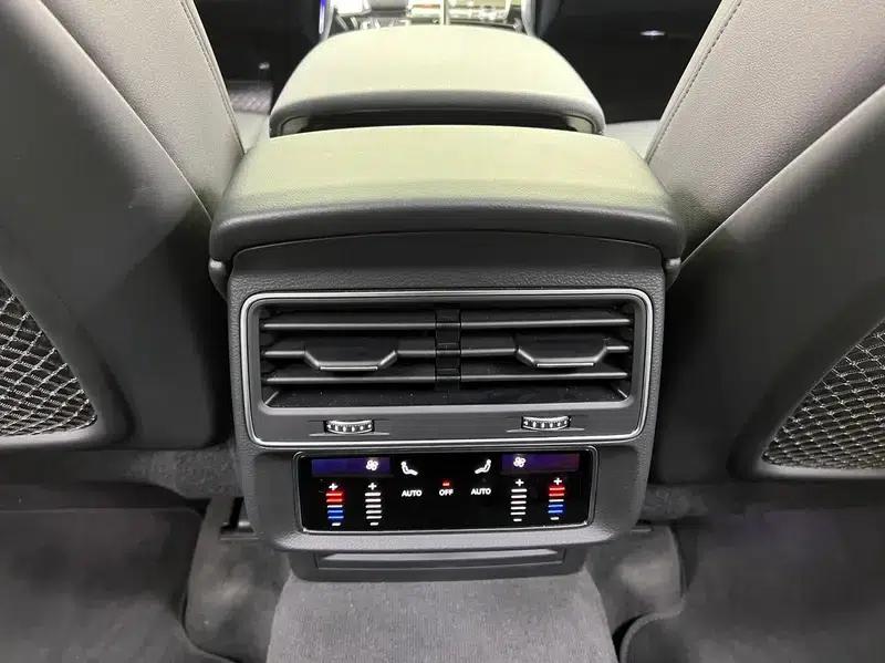 Audi Q8 2022 55 TFSI Luxury Dynamic — миниатюра 19