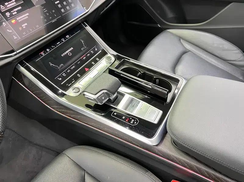 Audi Q8 2022 55 TFSI Luxury Dynamic — миниатюра 24