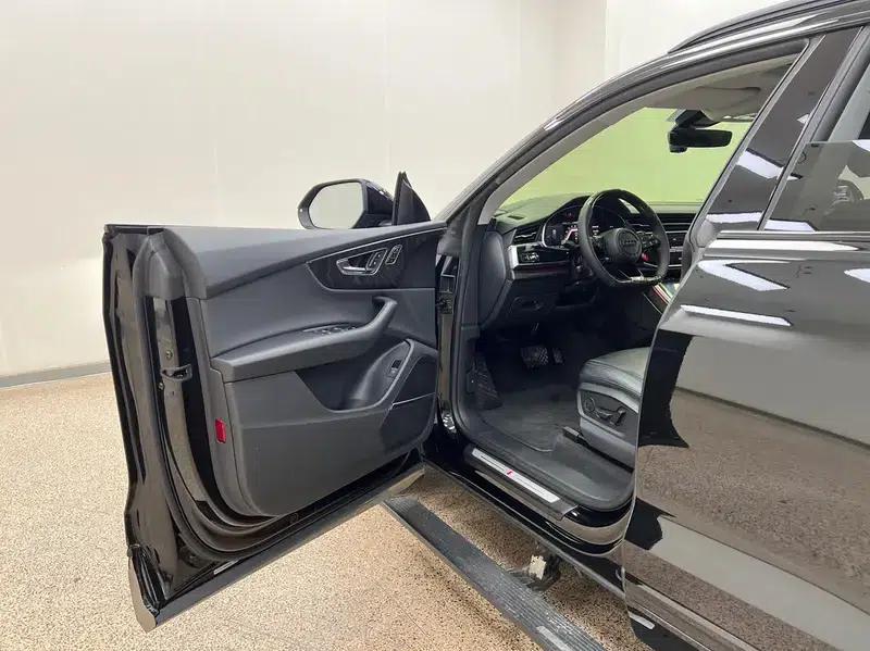 Audi Q8 2022 55 TFSI Luxury Dynamic — миниатюра 30