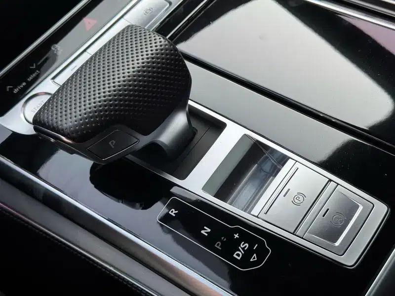 Audi Q8 2019 55 TFSI Dynamic Edition — миниатюра 14