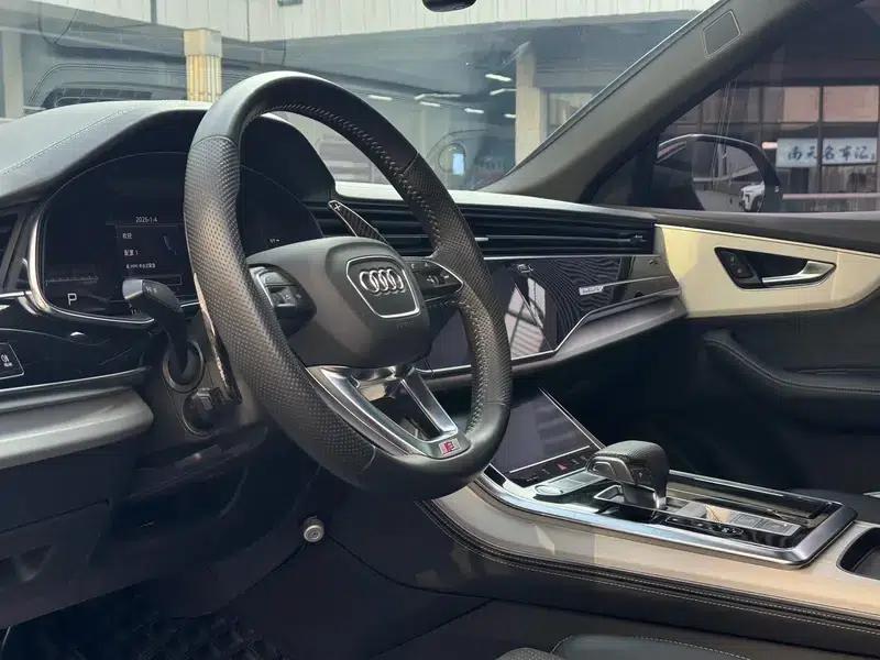 Audi Q8 2019 55 TFSI Dynamic Edition — миниатюра 15