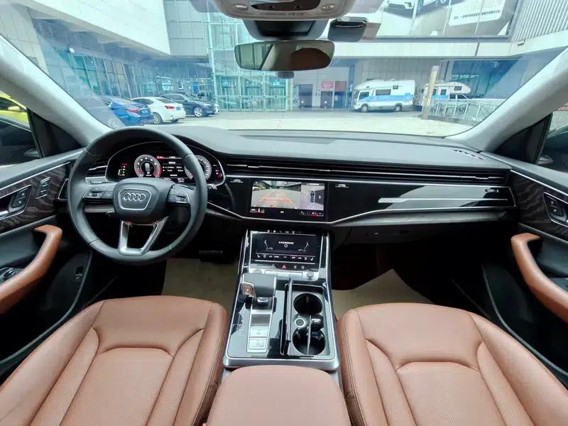 Audi Q8 2022 55 TFSI Luxury Dynamic — миниатюра 7