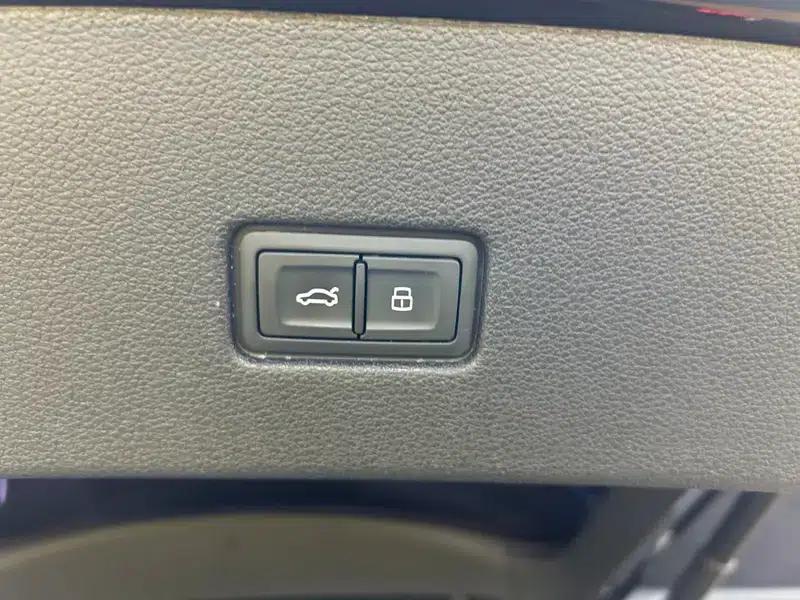 Audi Q8 2021 55 TFSI Premium Dynamic Edition — миниатюра 19