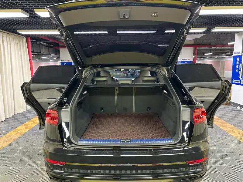 Audi Q8 2021 55 TFSI Premium Dynamic Edition — миниатюра 32