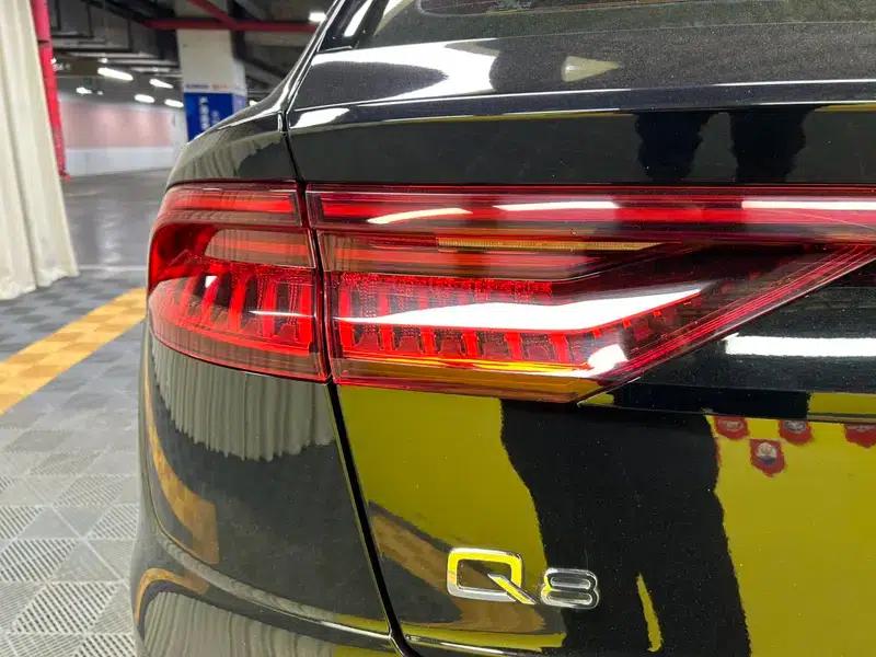 Audi Q8 2021 55 TFSI Premium Dynamic Edition — миниатюра 10