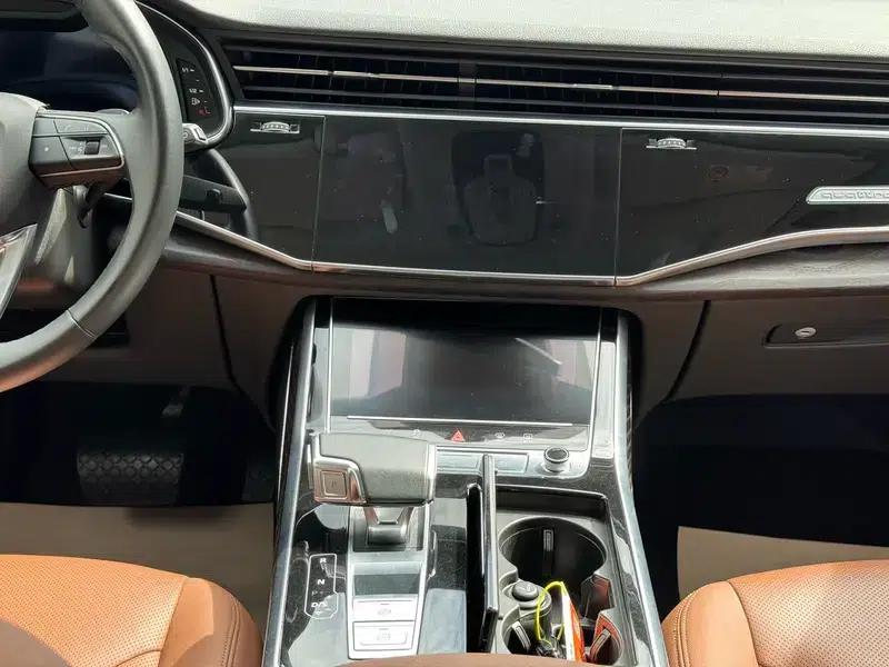 Audi Q8 2021 55 TFSI Luxury Dynamic — миниатюра 13