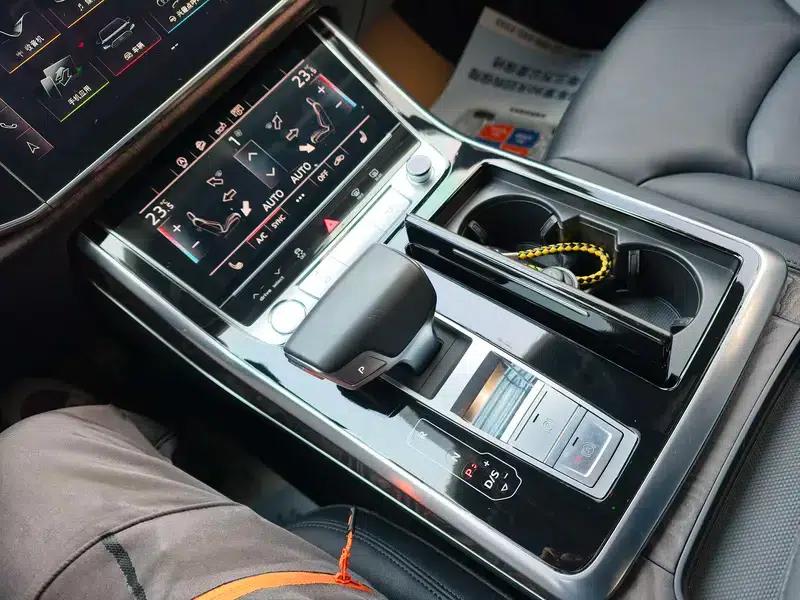 Audi Q8 2019 55 TFSI Luxury Dynamic — миниатюра 20