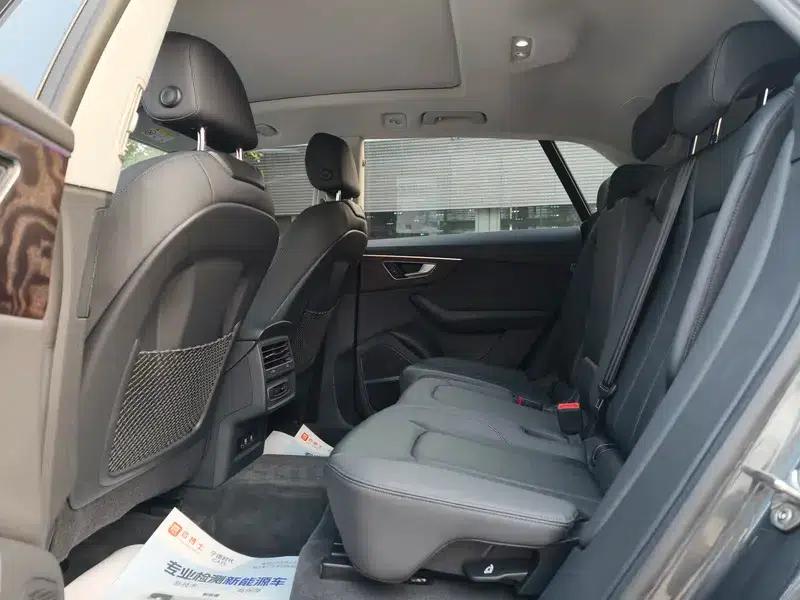 Audi Q8 2019 55 TFSI Luxury Dynamic — миниатюра 25
