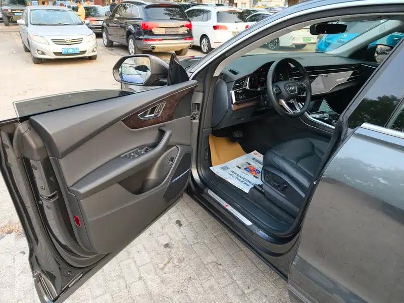 Audi Q8 2019 55 TFSI Luxury Dynamic — миниатюра 27