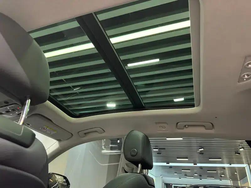 Audi Q8 2023 55 TFSI Luxury Dynamic — миниатюра 25