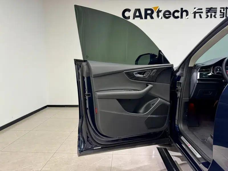 Audi Q8 2023 55 TFSI Luxury Dynamic — миниатюра 26