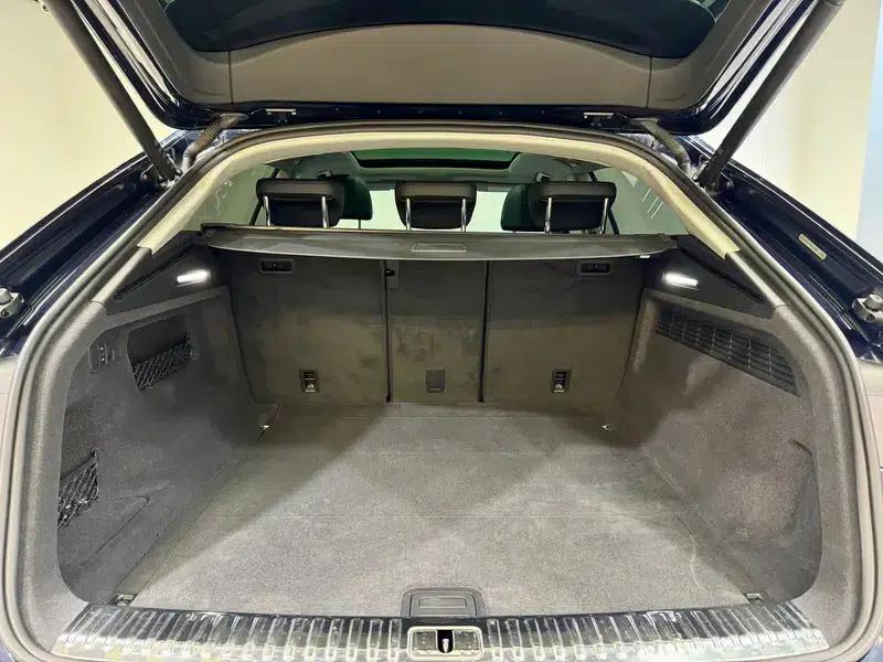 Audi Q8 2023 55 TFSI Luxury Dynamic — миниатюра 27
