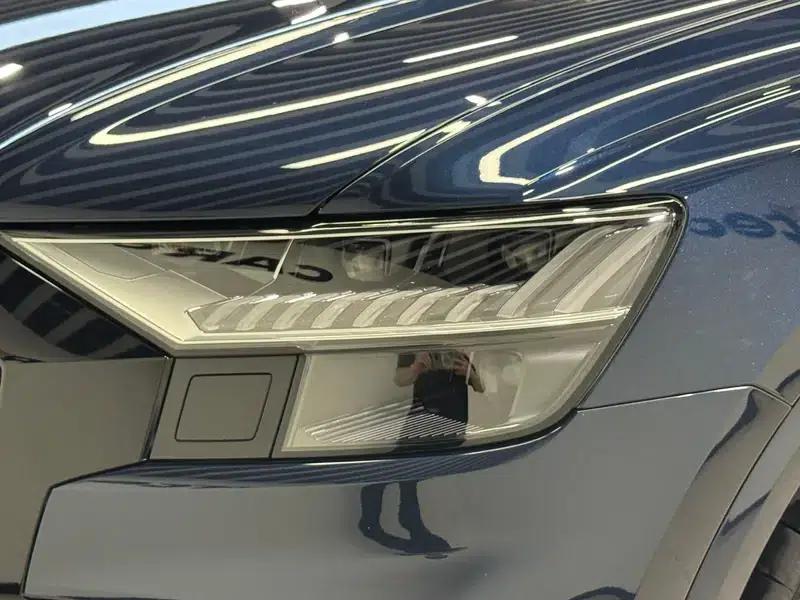 Audi Q8 2023 55 TFSI Luxury Dynamic — миниатюра 9