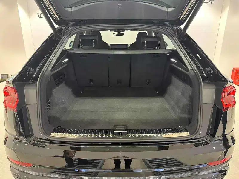 Audi Q8 2023 55 TFSI Premium Dynamic Edition — миниатюра 10