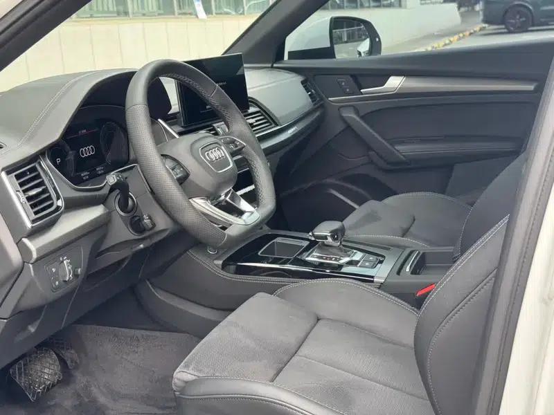 Audi Q5L Sportback 2021 40 TFSI Luxury — миниатюра 15
