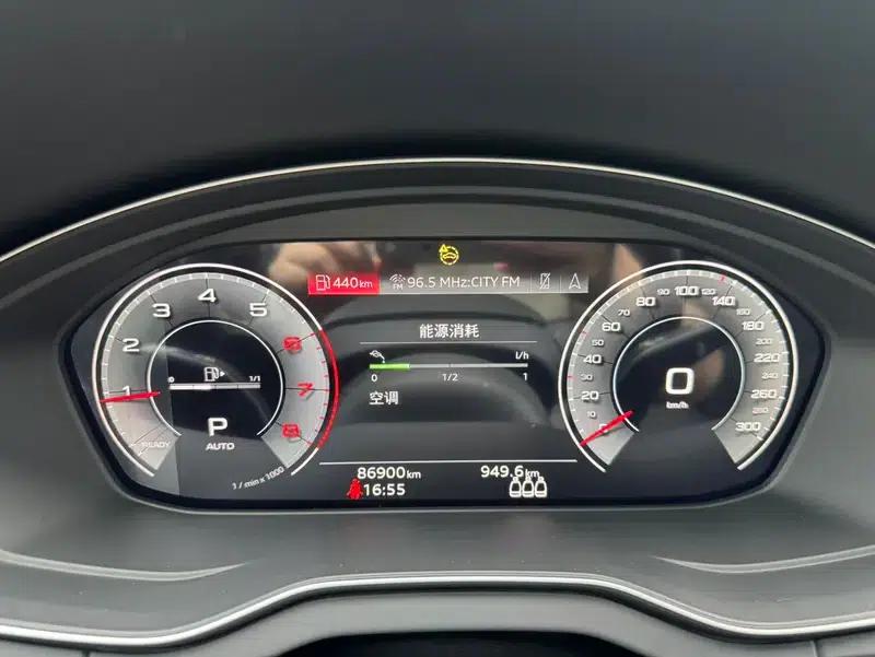 Audi Q5L Sportback 2021 40 TFSI Luxury — миниатюра 10