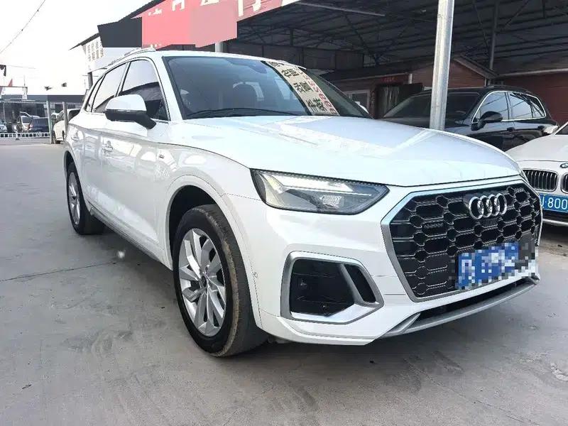 Audi Q5L Sportback 2022 Facelift 40 TFSI Luxury — миниатюра 3