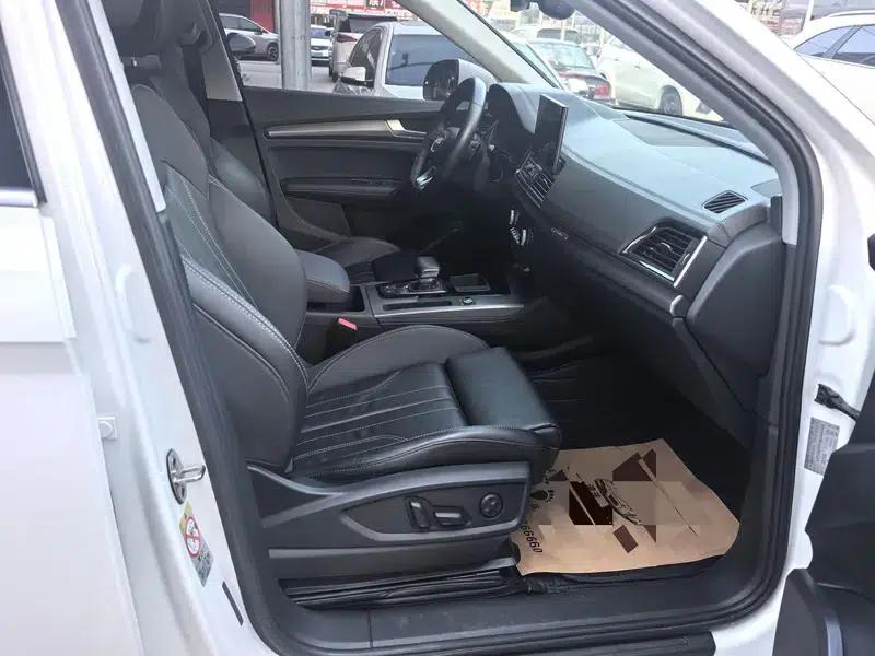 Audi Q5L Sportback 2022 Facelift 40 TFSI Luxury — миниатюра 6