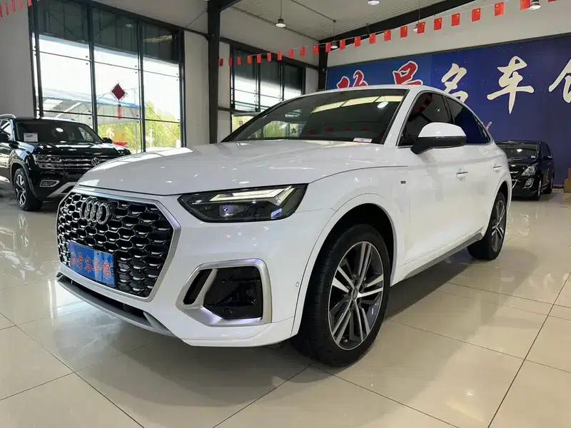 Audi Q5L Sportback 2021 40 TFSI Luxury — миниатюра 1