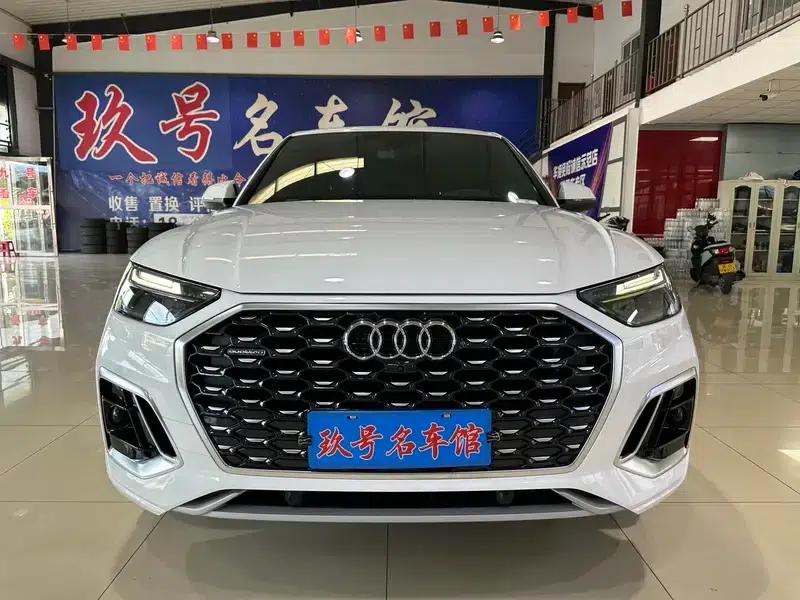 Audi Q5L Sportback 2021 40 TFSI Luxury — миниатюра 2