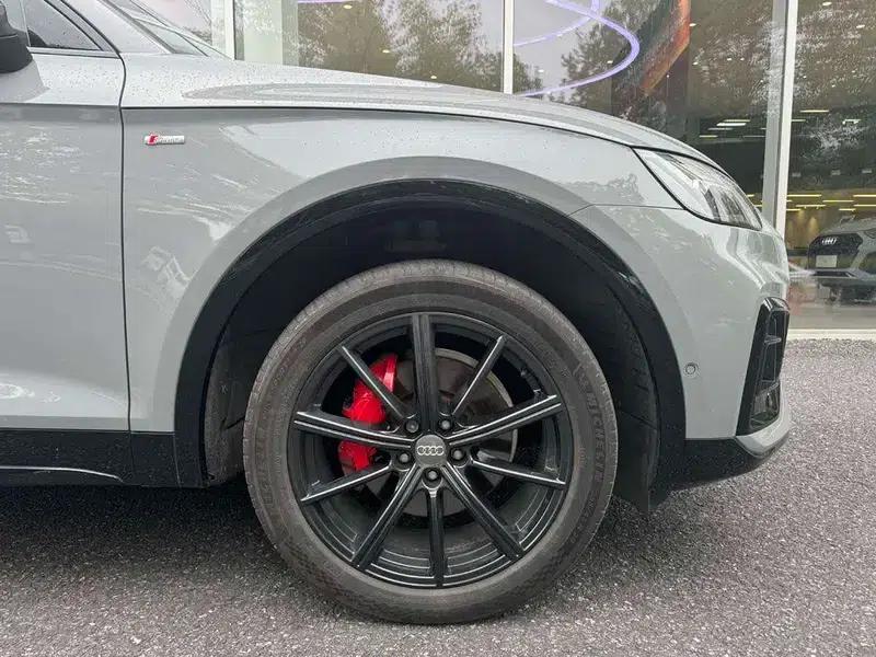 Audi Q5L Sportback 2021 40 TFSI Launch Special Edition — миниатюра 9