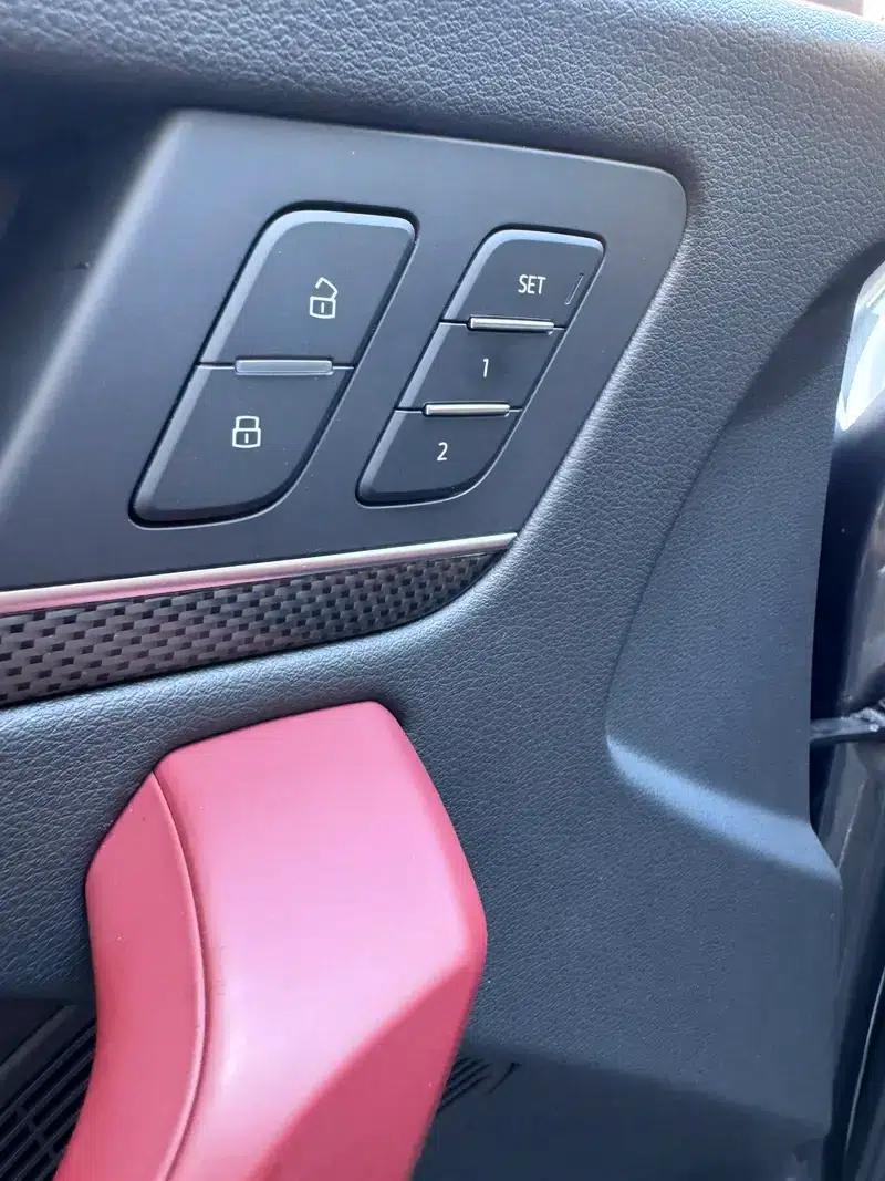 Audi Q5L Sportback 2021 40 TFSI Enjoy Life Edition — миниатюра 12