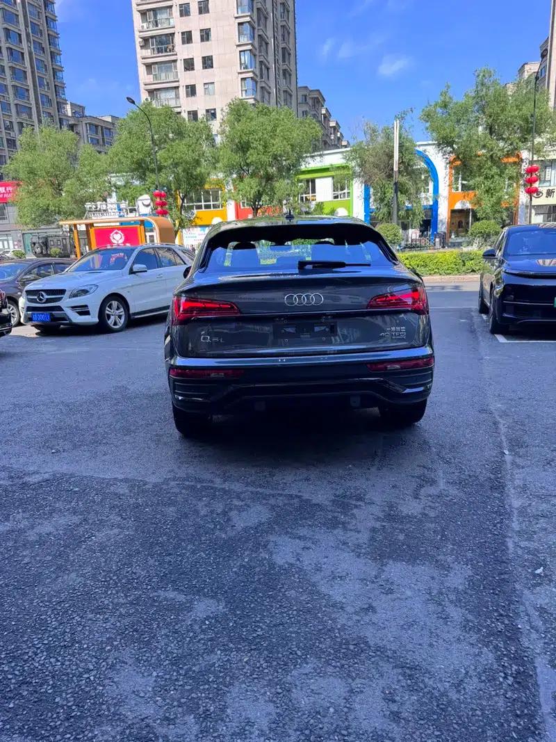 Audi Q5L Sportback 2021 40 TFSI Enjoy Life Edition — миниатюра 4
