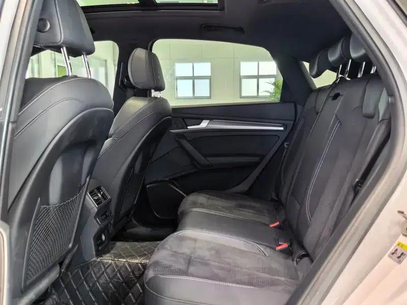 Audi Q5L Sportback 2021 40 TFSI Fashion Edition — миниатюра 19
