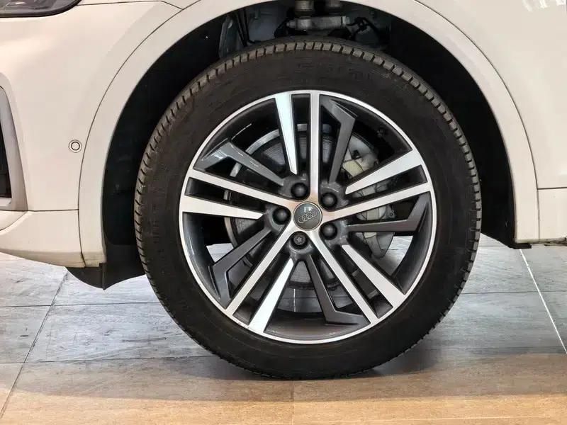 Audi Q5L Sportback 2021 40 TFSI Fashion Edition — миниатюра 9