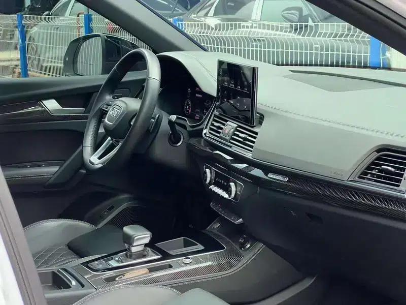 Audi Q5L Sportback 2021 45 TFSI Premium Edition — миниатюра 21