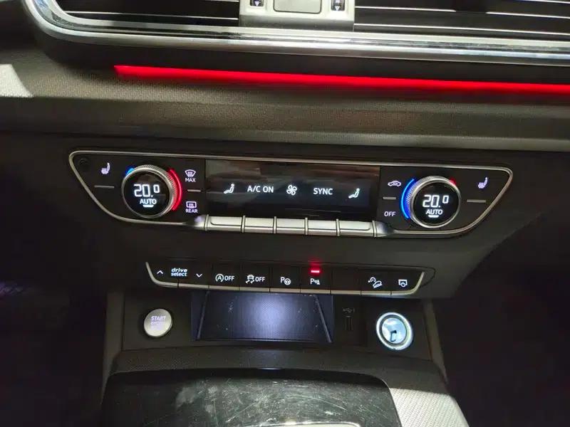 Audi Q5L Sportback 2021 45 TFSI Premium Edition — миниатюра 11