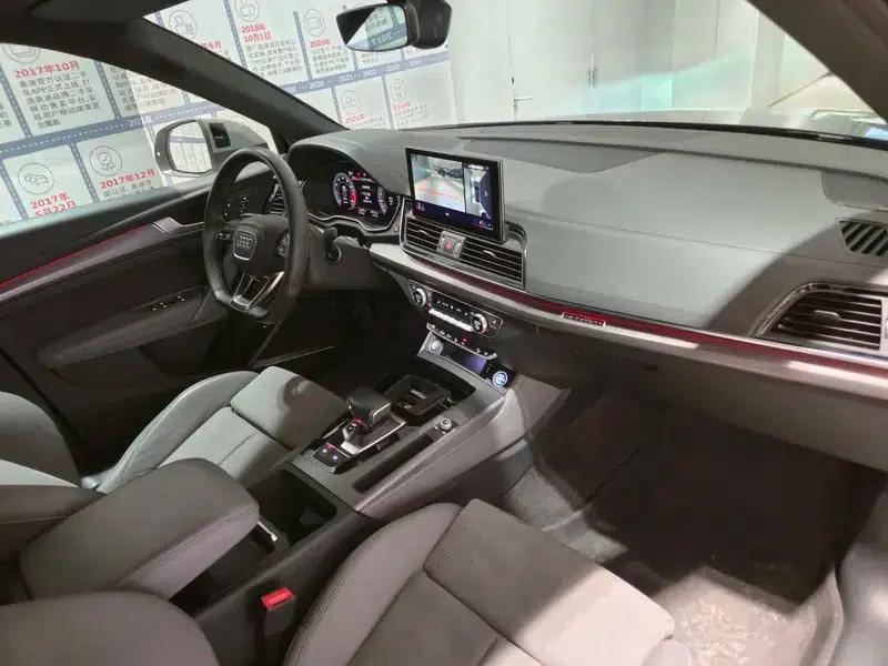 Audi Q5L Sportback 2021 45 TFSI Premium Edition — миниатюра 24