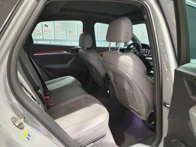 Audi Q5L Sportback 2021 45 TFSI Premium Edition — миниатюра 27