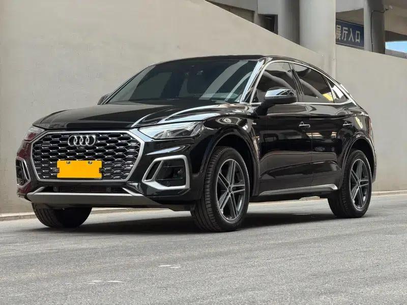 Audi Q5L Sportback 2022 Facelift 40 TFSI Fashion Model — миниатюра 1