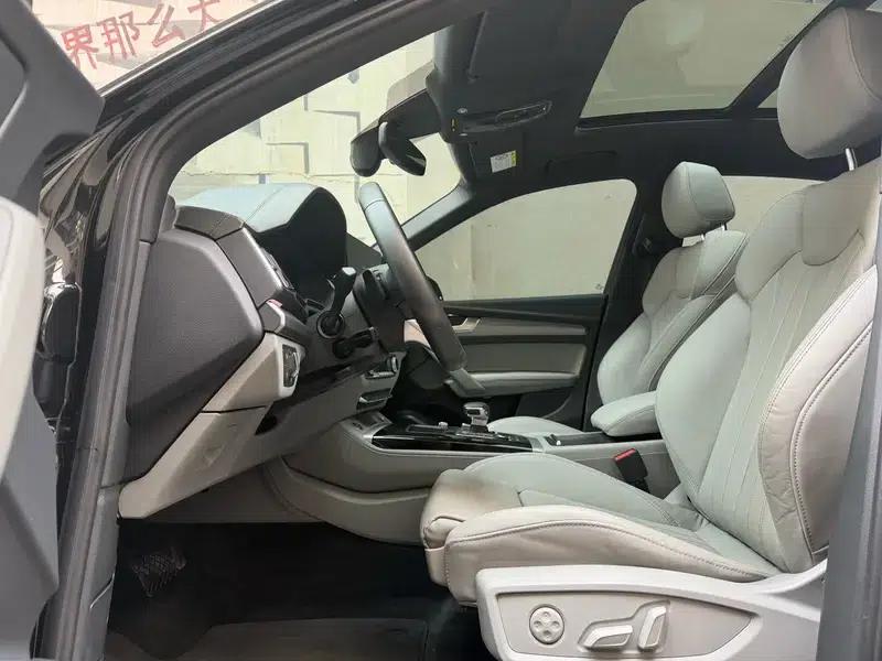Audi Q5L Sportback 2022 Facelift 40 TFSI Fashion Model — миниатюра 8