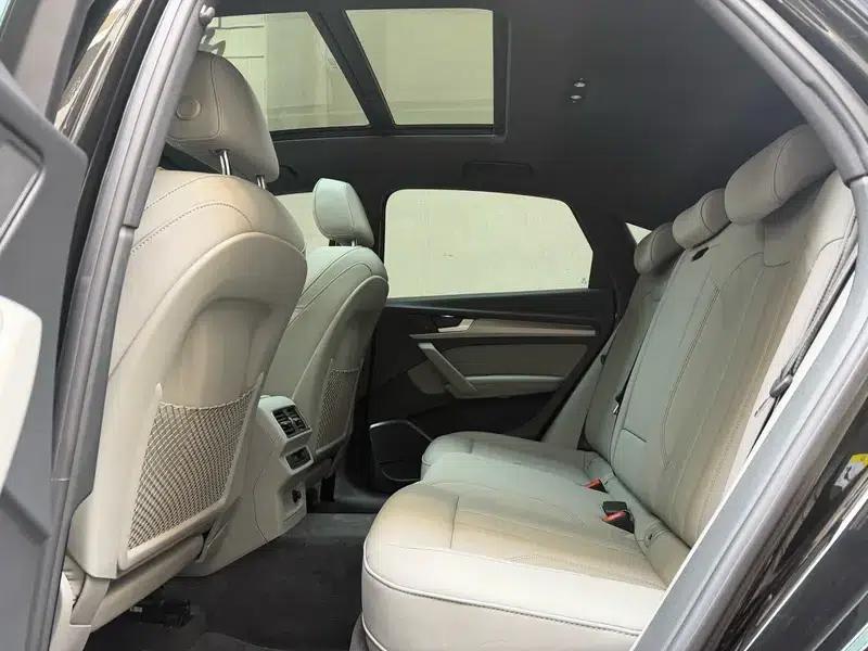 Audi Q5L Sportback 2022 Facelift 40 TFSI Fashion Model — миниатюра 9