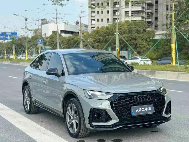 Audi Q5L Sportback 2023 40 TFSI Luxury — миниатюра 3