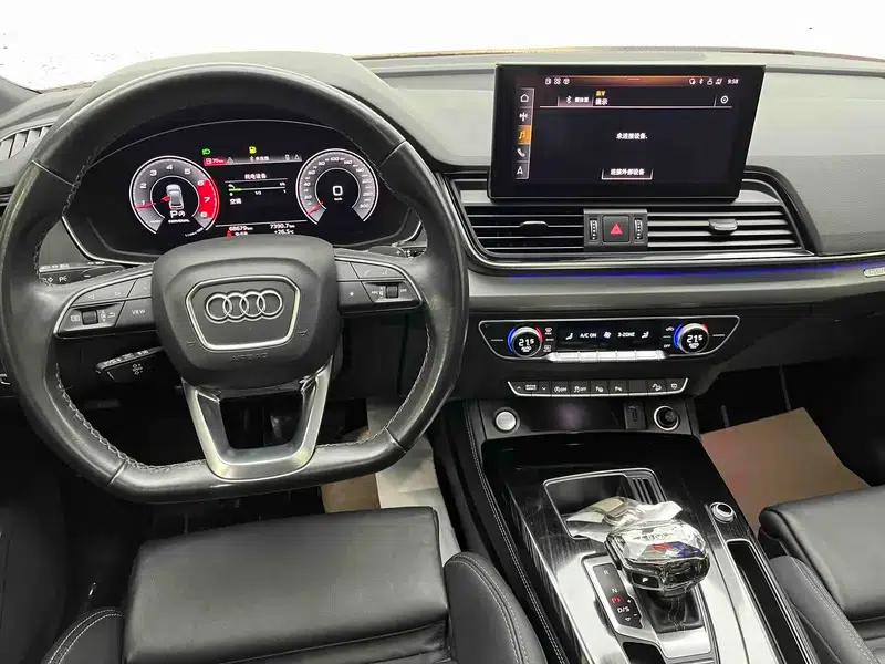 Audi Q5L Sportback 2021 40 TFSI Luxury — миниатюра 18