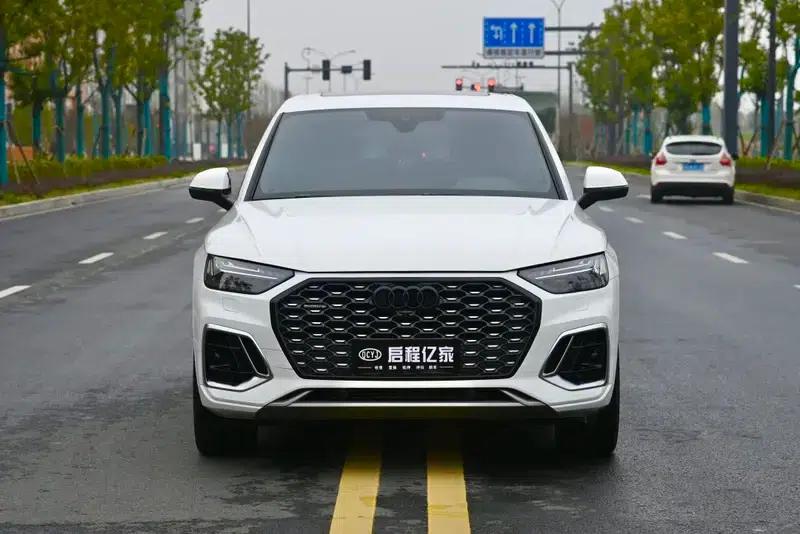 Audi Q5L Sportback 2021 45 TFSI Luxury — миниатюра 2