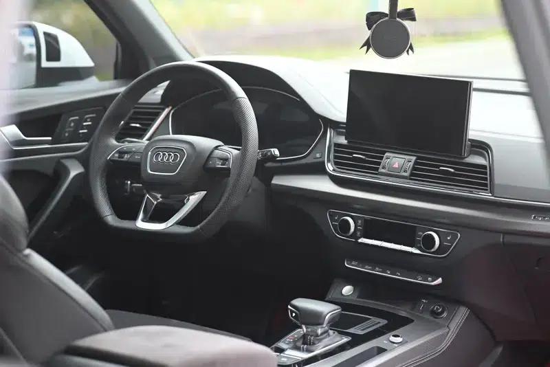 Audi Q5L Sportback 2021 45 TFSI Luxury — миниатюра 6