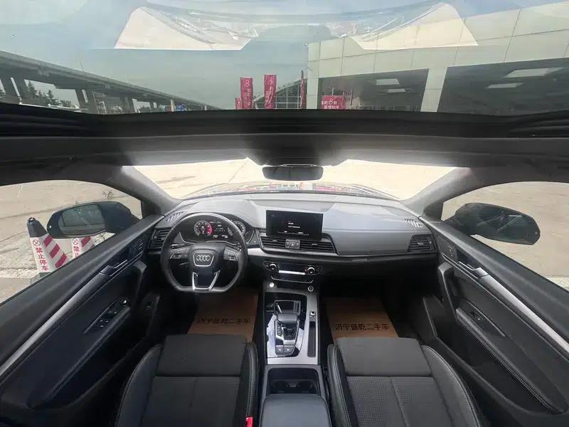 Audi Q5L Sportback 2022 Facelift 40 TFSI Luxury — миниатюра 18