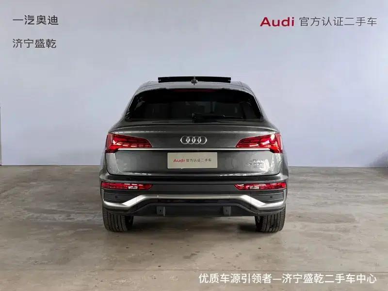 Audi Q5L Sportback 2022 Facelift 40 TFSI Luxury — миниатюра 3