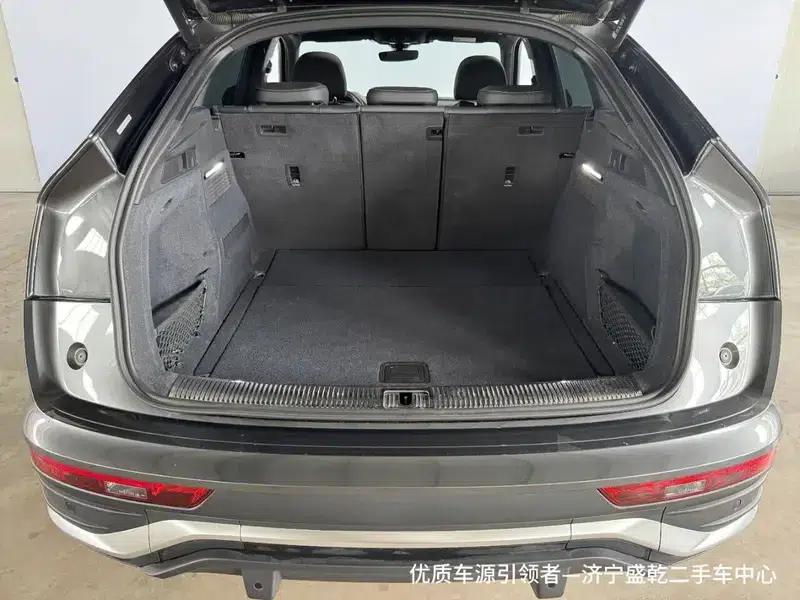 Audi Q5L Sportback 2022 Facelift 40 TFSI Luxury — миниатюра 23