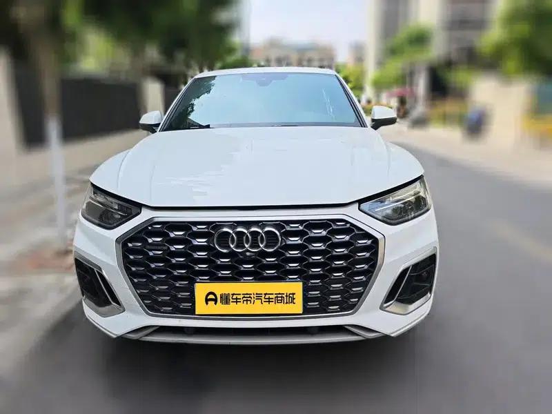 Audi Q5L Sportback 2022 40 TFSI Luxury — миниатюра 2