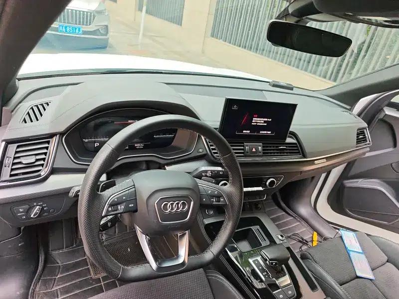 Audi Q5L Sportback 2022 40 TFSI Luxury — миниатюра 11