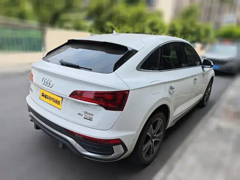 Audi Q5L Sportback 2022 40 TFSI Luxury — миниатюра 4